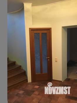Коттедж 480м², 4-этажный, участок 11 сот.  