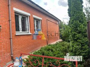Дом 262м², 2-этажный, участок 12 сот.  