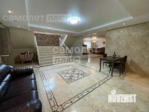 Дом 470м&sup2;, 2-этажный, участок 30 сот.  