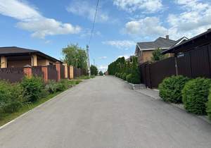 Дом 260м², 2-этажный, участок 10 сот.  