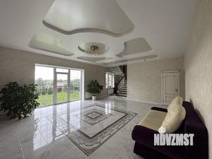 Дом 250м&sup2;, 2-этажный, участок 10 сот.  