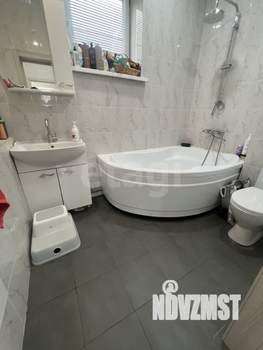 Дом 270м², 3-этажный, участок 9 сот.  