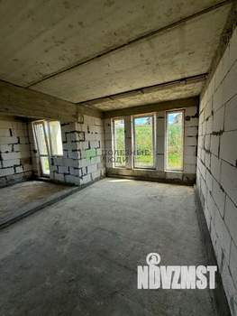 Дом 180м², 2-этажный, участок 6 сот.  