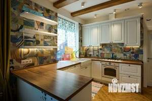 Таунхаус 180м², 3-этажный, участок 1 сот.  