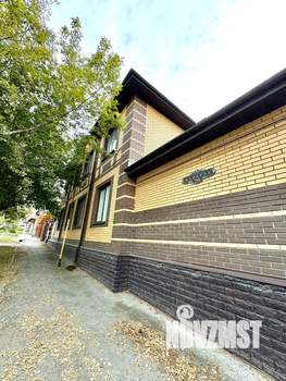 Дом 297м², 2-этажный, участок 8 сот.  