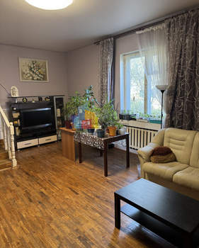 Дом 250м², 2-этажный, участок 18 сот.  