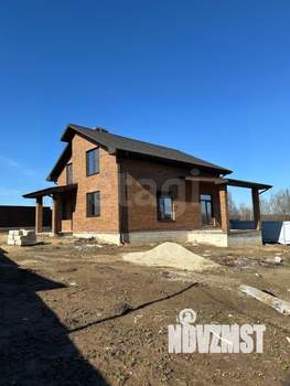 Дом 180м², 2-этажный, участок 7 сот.  
