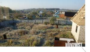 Дом 30м&sup2;, 2-этажный, участок 6 сот.  