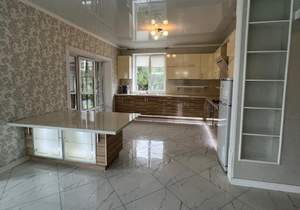 Дом 270м², 2-этажный, участок 12 сот.  