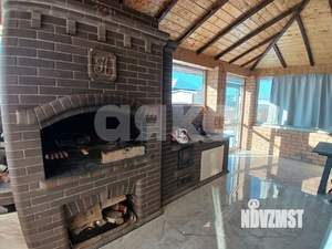 Дом 180м², 2-этажный, участок 10 сот.  