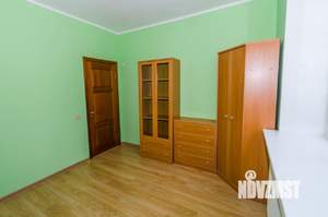 Коттедж 229м², 3-этажный, участок 9 сот.  