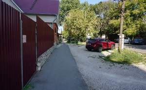 Дом 200м&sup2;, 2-этажный, участок 10 сот.  