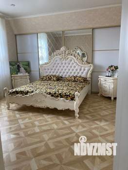 Коттедж 300м², 2-этажный, участок 10 сот.  