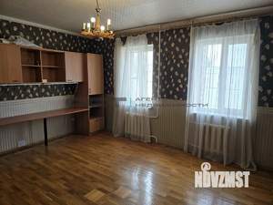 Коттедж 356м², 2-этажный, участок 5 сот.  
