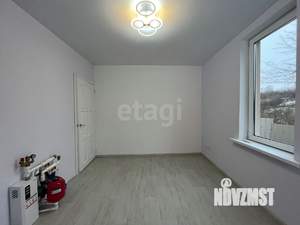 Дом 16м², 2-этажный, участок 6 сот.  