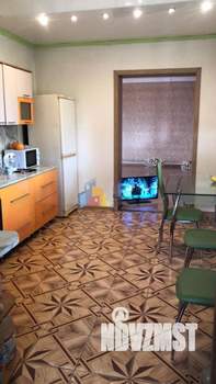 Дом 290м², 2-этажный, участок 15 сот.  