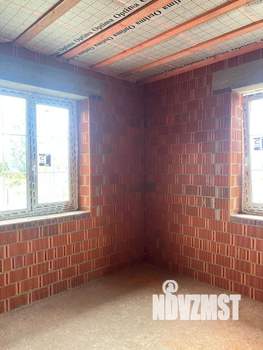 Коттедж 155м², 2-этажный, участок 9 сот.  