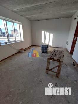 Таунхаус 184м², 2-этажный, участок 6 сот.  
