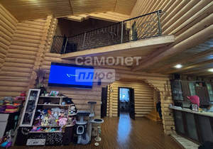 Дом 220м², 2-этажный, участок 12 сот.  