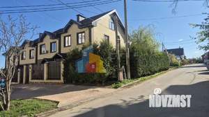 Таунхаус 180м², 3-этажный, участок 1 сот.  