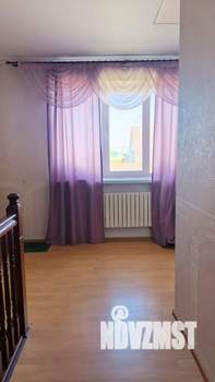 Дом 392м², 2-этажный, участок 17 сот.  