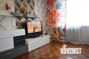 1-к квартира, посуточно, 54м2, 1/1 этаж