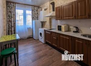 1-к квартира, посуточно, 35м2, 3/3 этаж