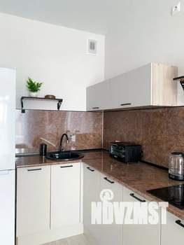 Студия квартира, посуточно, 35м2, 4/8 этаж