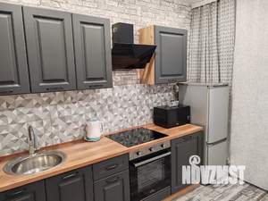 1-к квартира, посуточно, 42м2, 1/15 этаж