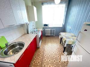 1-к квартира, посуточно, 40м2, 9/9 этаж