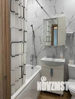 1-к квартира, посуточно, 38м2, 5/18 этаж