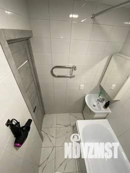 Студия квартира, посуточно, 17м2, 1/4 этаж