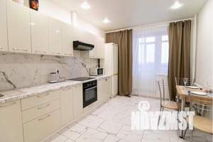 1-к квартира, посуточно, 42м2, 8/12 этаж