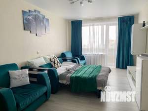 1-к квартира, посуточно, 35м2, 6/9 этаж