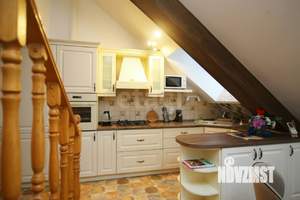 3-к квартира, на длительный срок, 90м2, 4/4 этаж