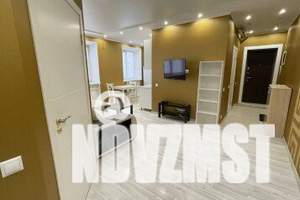 3-к квартира, посуточно, 56м2, 1/5 этаж