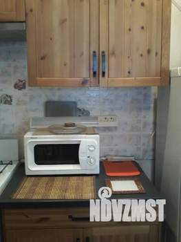 1-к квартира, посуточно, 43м2, 3/6 этаж