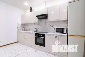 1-к квартира, посуточно, 42м2, 8/12 этаж