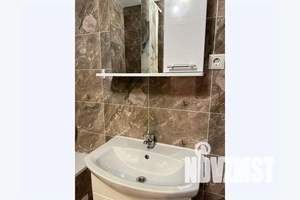 3-к квартира, посуточно, 48м2, 9/15 этаж