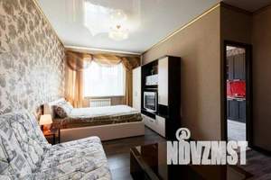 1-к квартира, посуточно, 45м2, 3/3 этаж