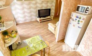 1-к квартира, посуточно, 60м2, 1/1 этаж