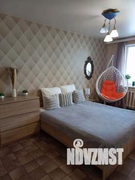 2-к квартира, посуточно, 50м2, 1/1 этаж