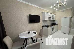 1-к квартира, посуточно, 40м2, 20/22 этаж