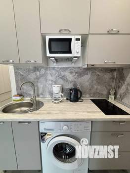 Студия квартира, посуточно, 32м2, 10/14 этаж