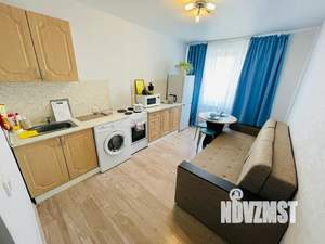 1-к квартира, посуточно, 42м2, 18/27 этаж