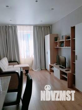 1-к квартира, посуточно, 45м2, 1/22 этаж