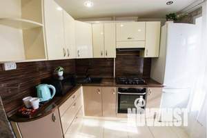 2-к квартира, посуточно, 46м2, 8/12 этаж