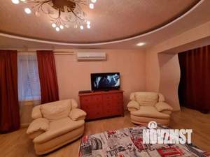 3-к квартира, посуточно, 82м2, 1/1 этаж