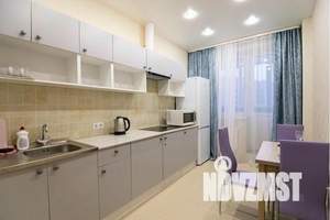 1-к квартира, посуточно, 40м2, 14/22 этаж