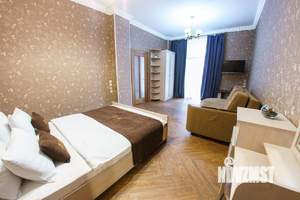 1-к квартира, посуточно, 45м2, 1/1 этаж